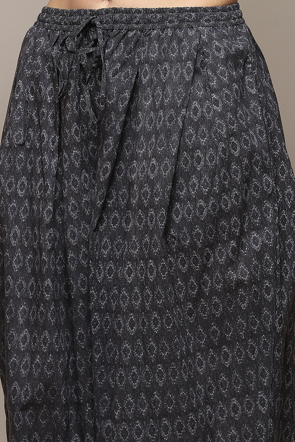 Charcoal Cotton Anarkali Printed Kurta Relaxed Salwar Suit Set image number 3
