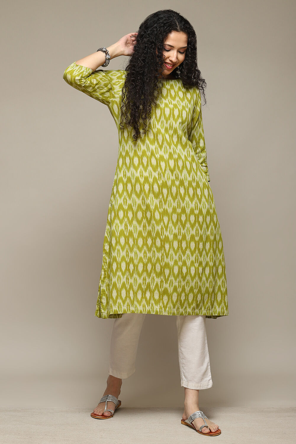 Olive Cotton IKAT Straight Yarndyed Kurta image number 4