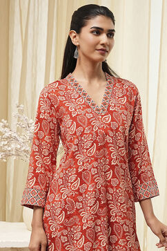 Rust Printed Straight Short Kurta image number 1