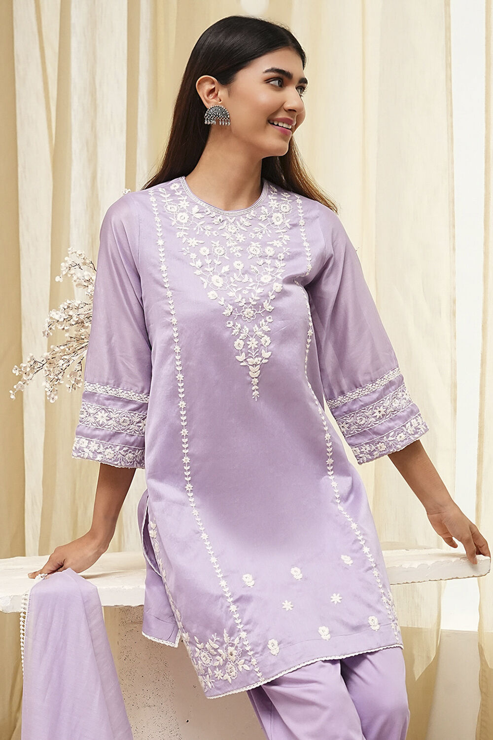Lavender Cotton Silk Embroidered Straight Suit Set image number 1