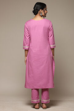 Pink Cotton Straight Kurta Pants Suit Set image number 4