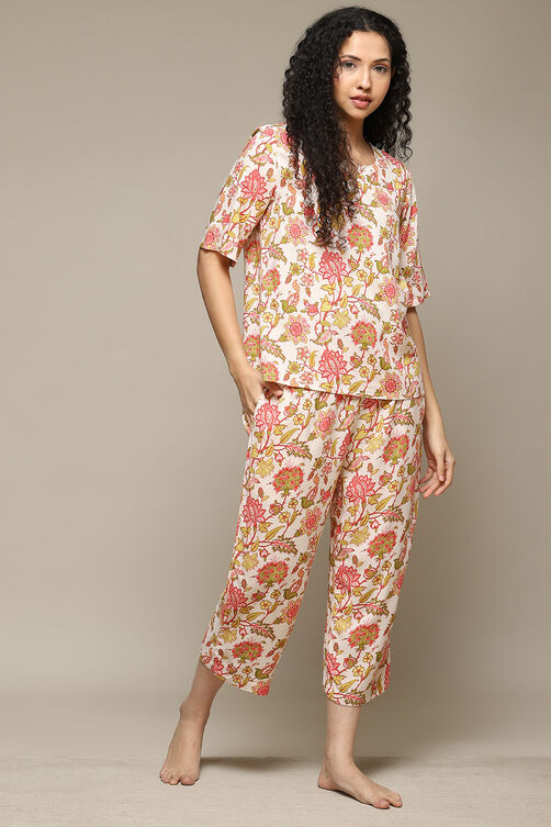 Off White & Red Rayon Printed 2 Piece Sleepwear Set image number 5