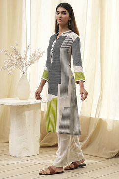Black and Off-White Straight Printed Kurta Set image number 3