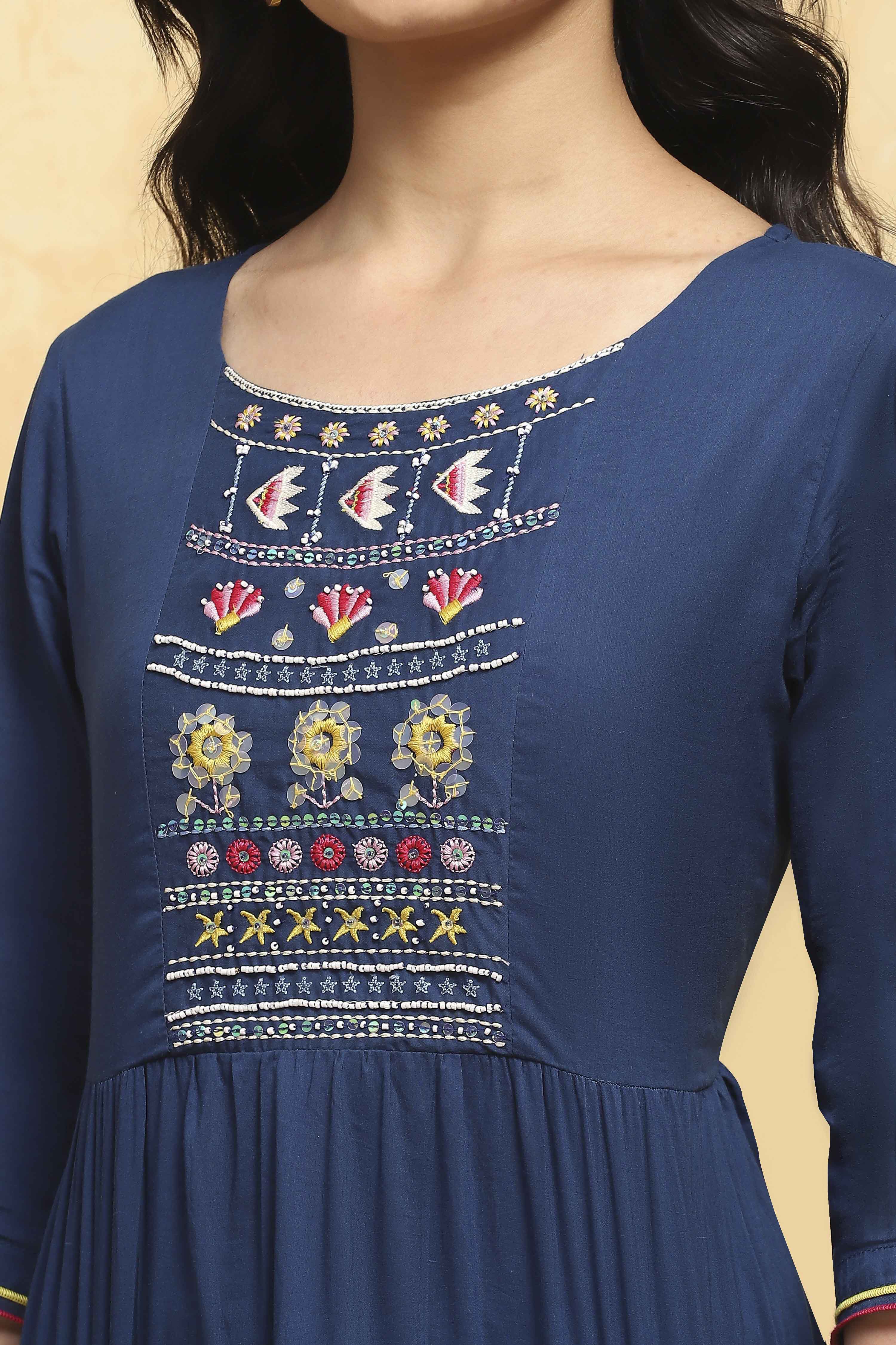 Green Cotton Tiered Solid Suit Set image number 1