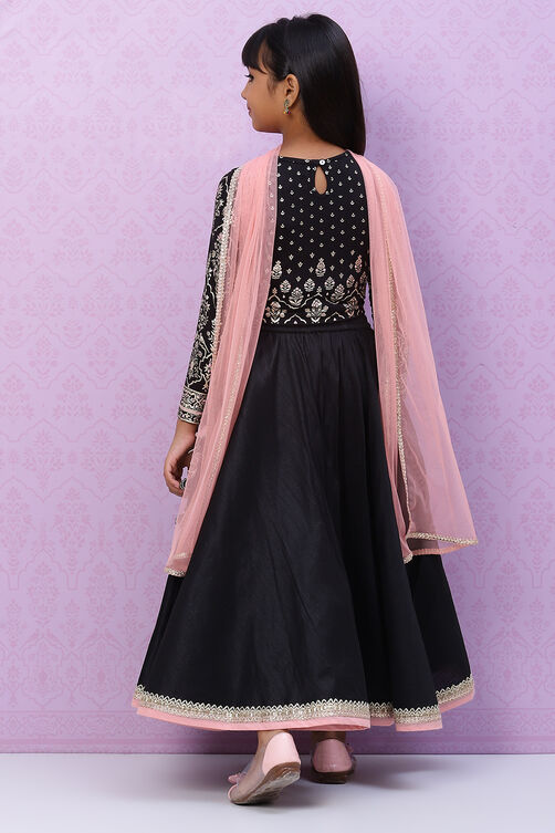 Black Straight Viscose And Lycra Girls Lehenga Set image number 5