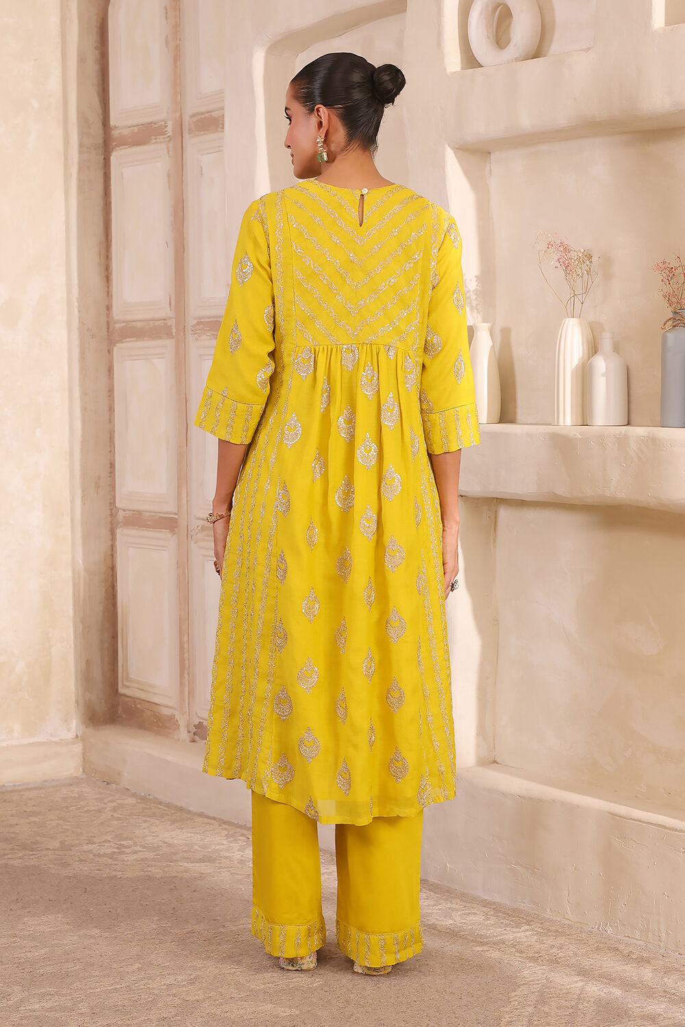 Lime Yellow Chanderi Embroidered Gathered Suit Set image number 4