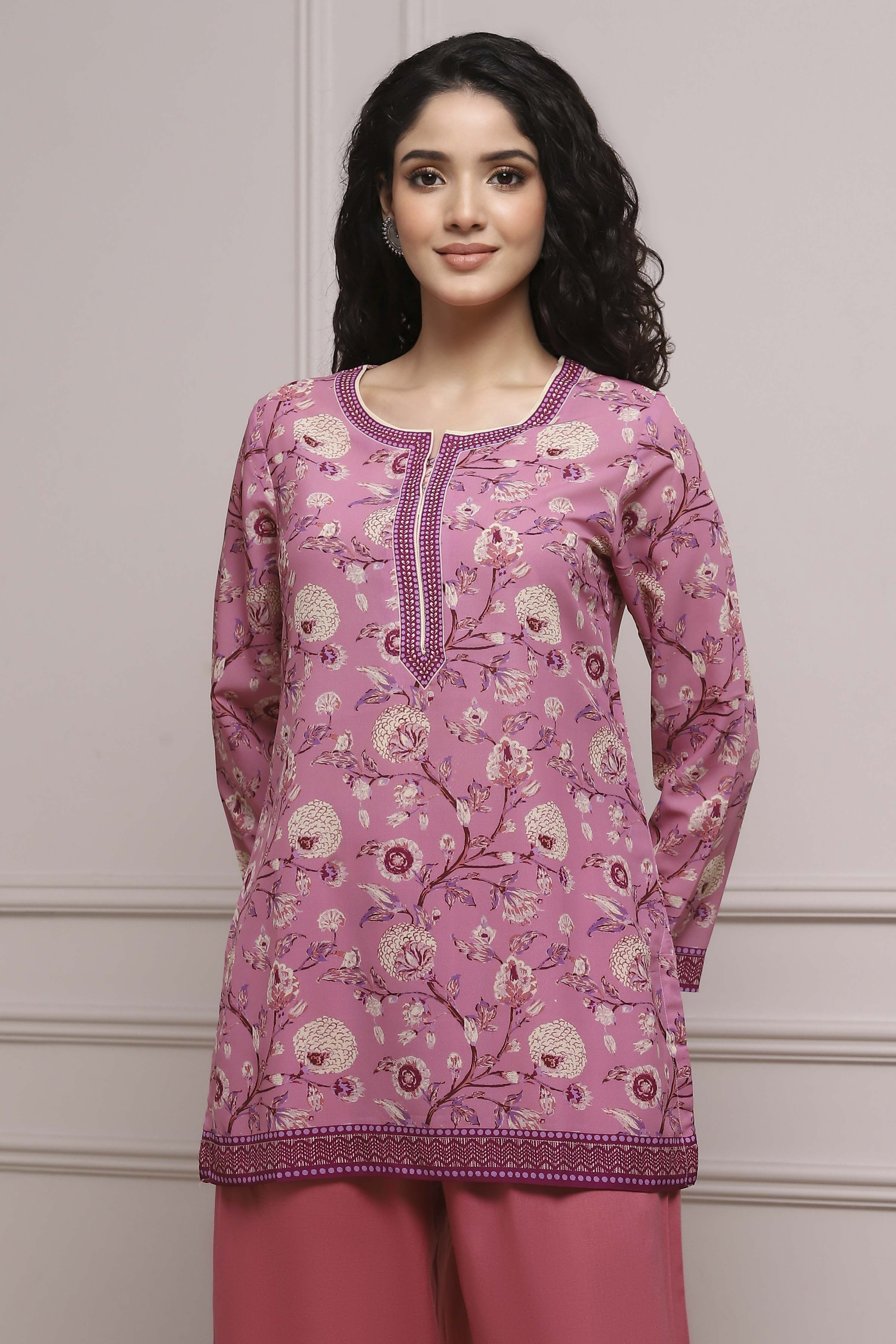 Green Art Silk Printed Straight Short Kurta image number 5