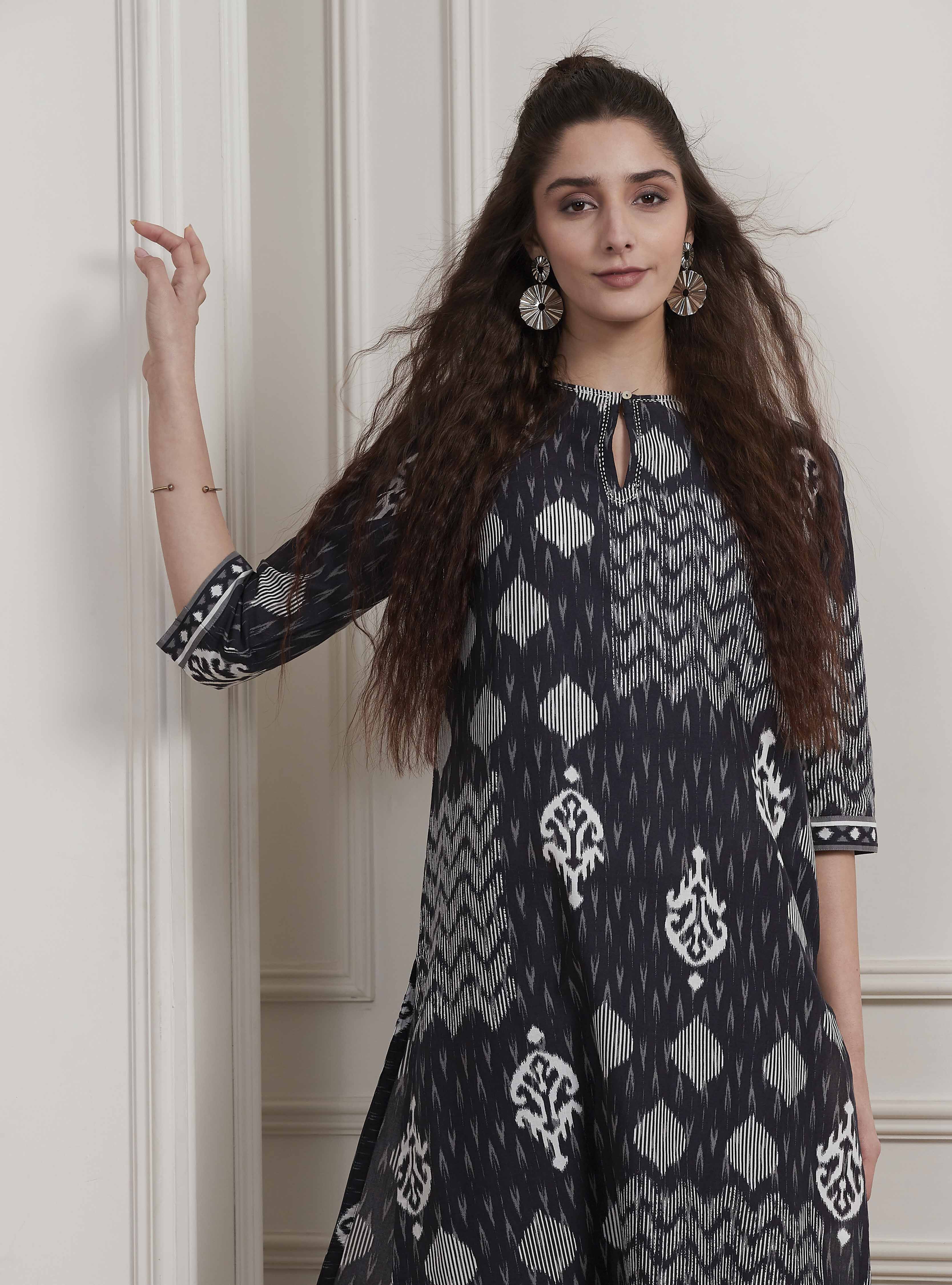 Black Cotton Printed Straight Kurta image number 6