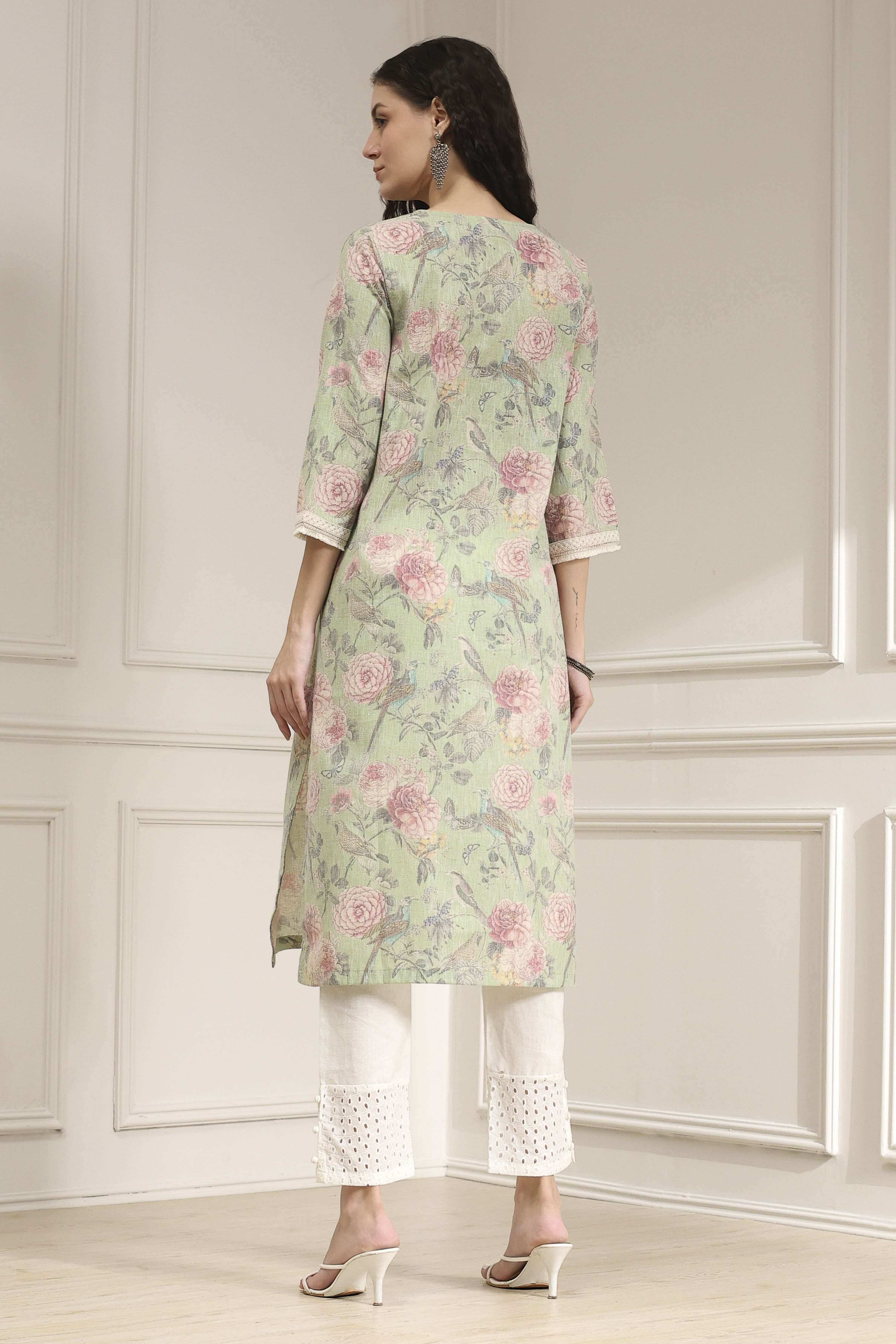 Yellow Cotton Blend Printed Straight Kurta image number 3