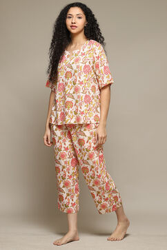 Off White & Red Rayon Printed 2 Piece Sleepwear Set image number 3