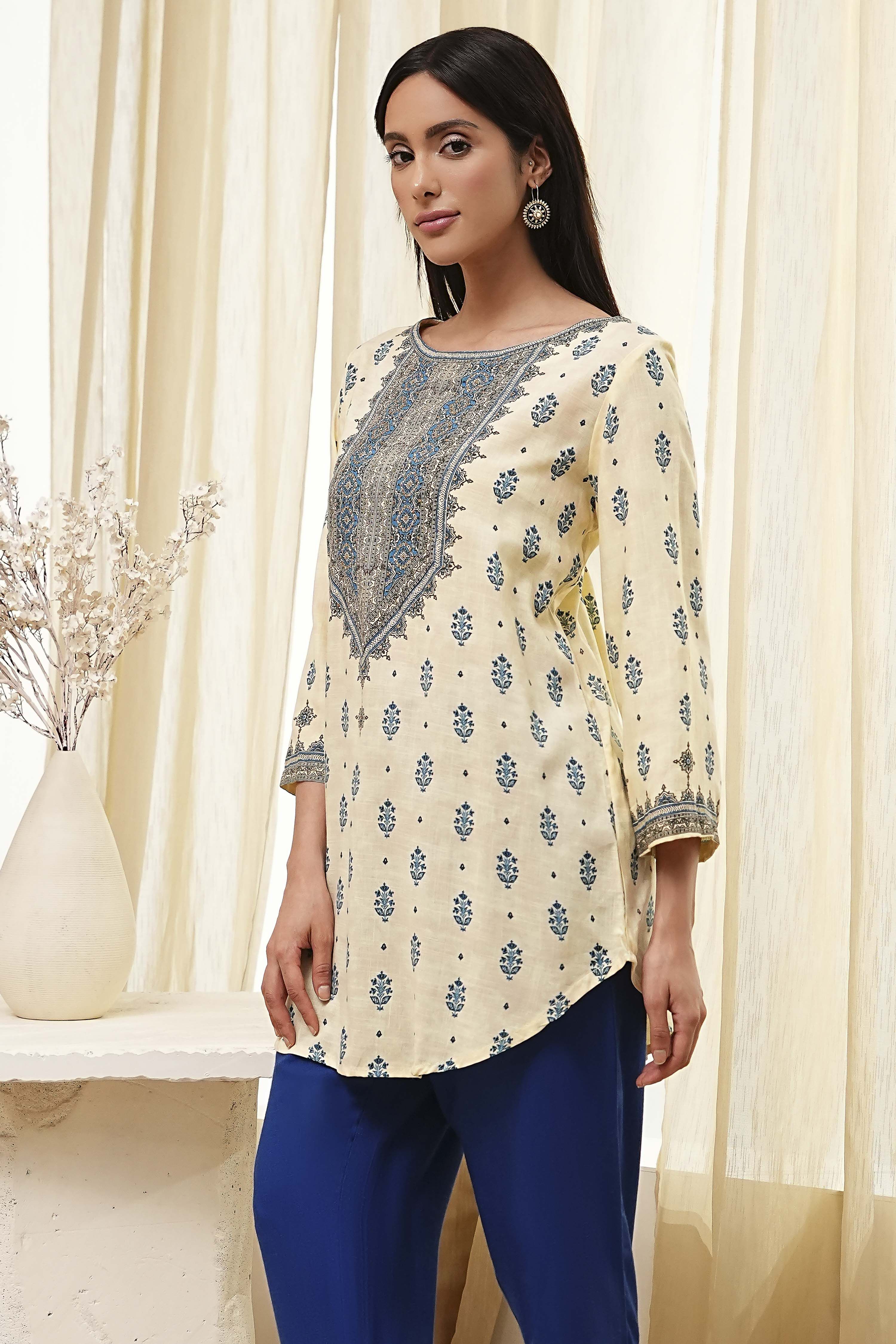 Beige Printed Straight Short Kurta image number 2