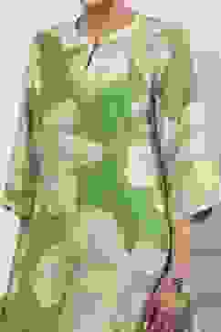 Green Chanderi Floral Straight Kurta Set image number 1