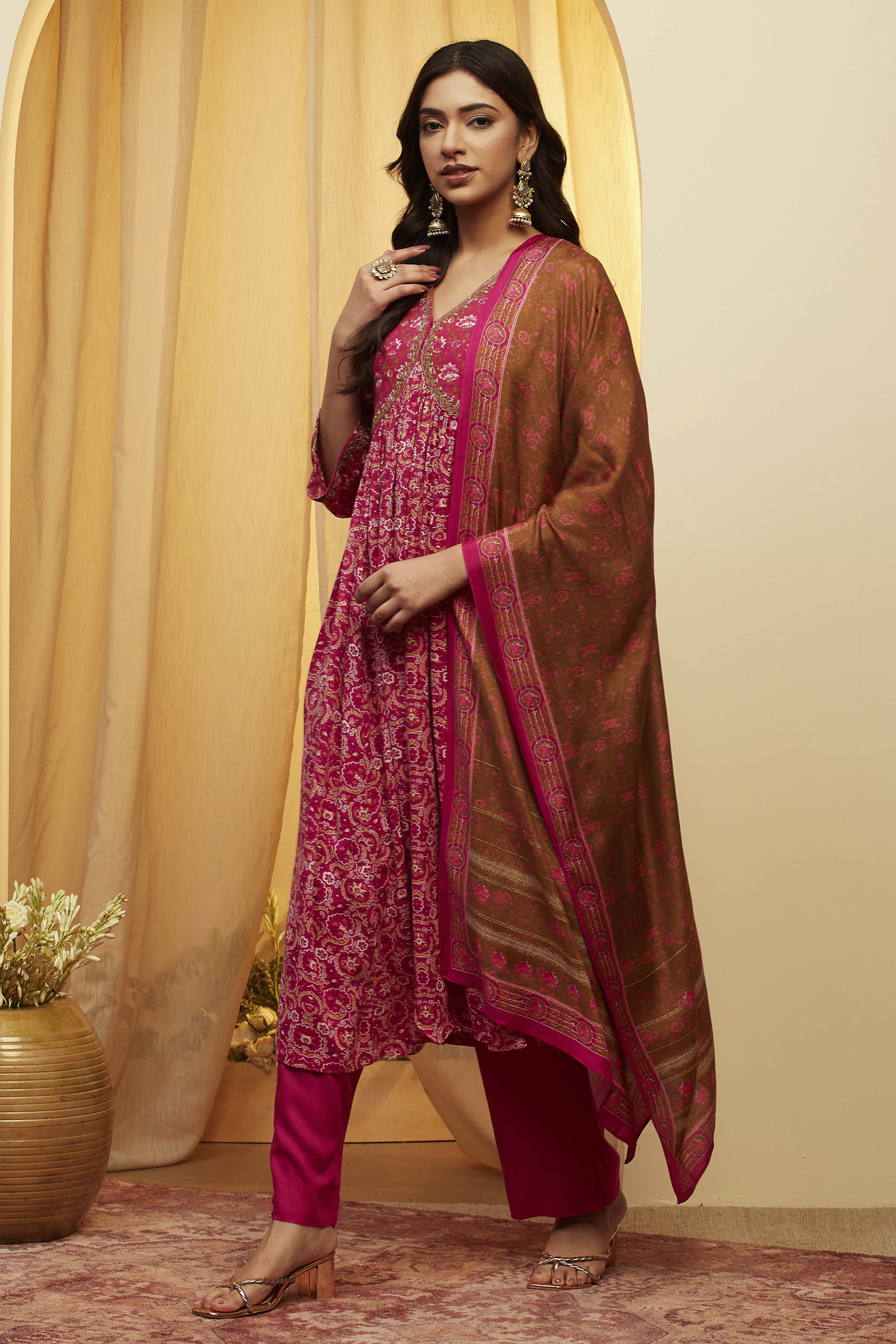Pink Viscose Rayon Gathered Suit Set image number 3