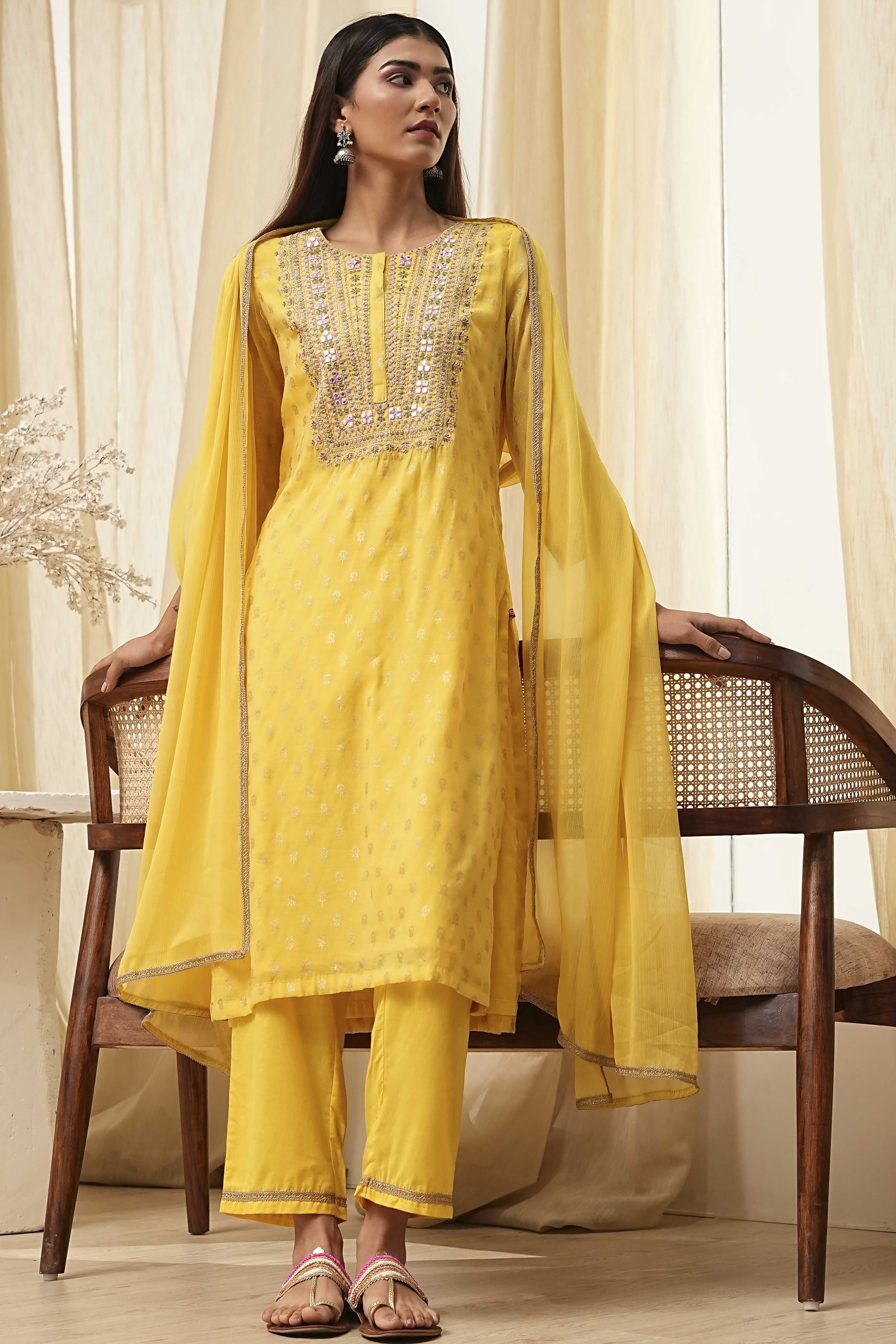 Dull Pink Embroidered Straight Suit Set image number 0