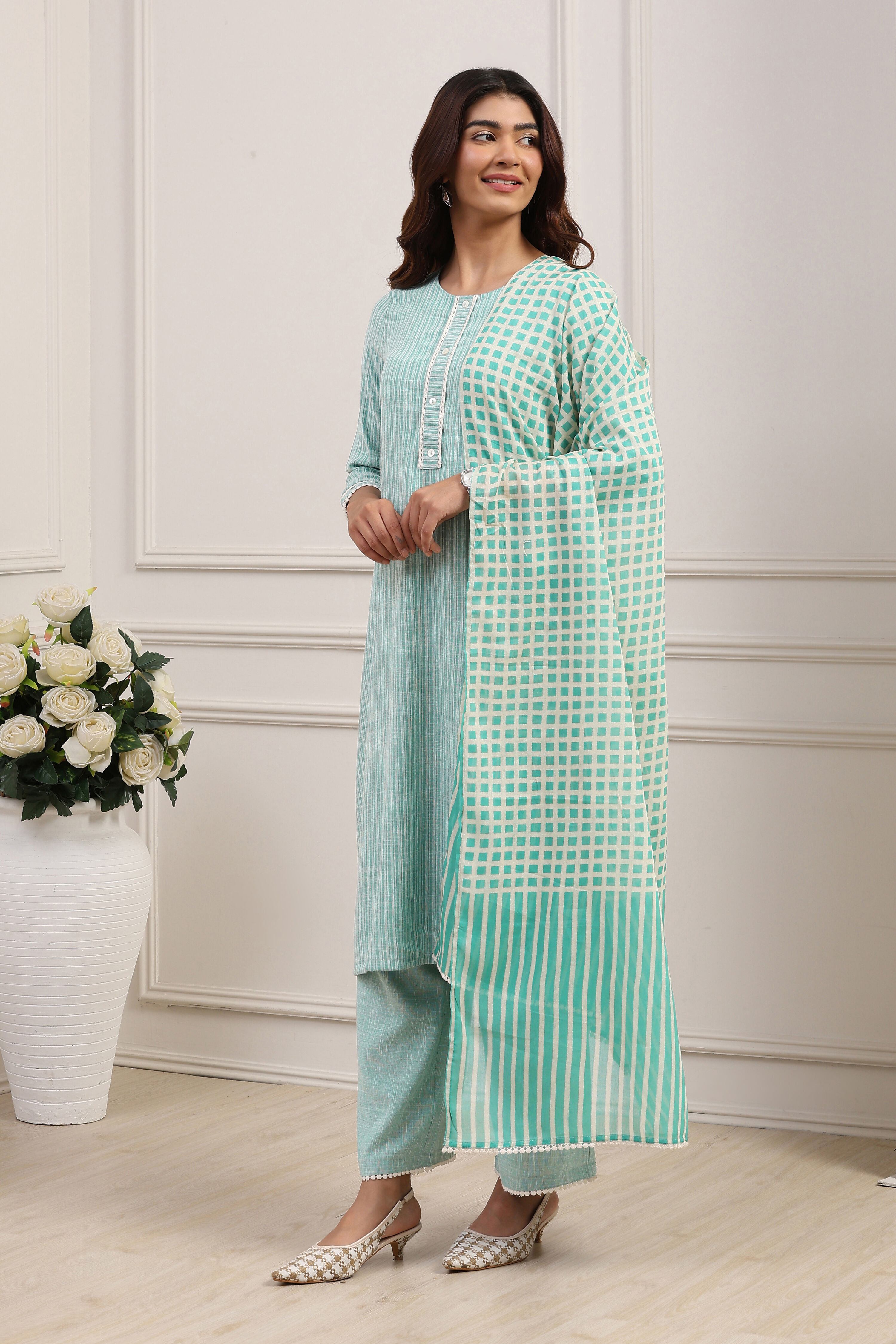 Turquoise Polyester Yarndyed Straight Suit Set image number 3