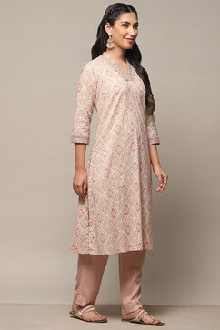 Pink Cotton Straight Kurta image number 4