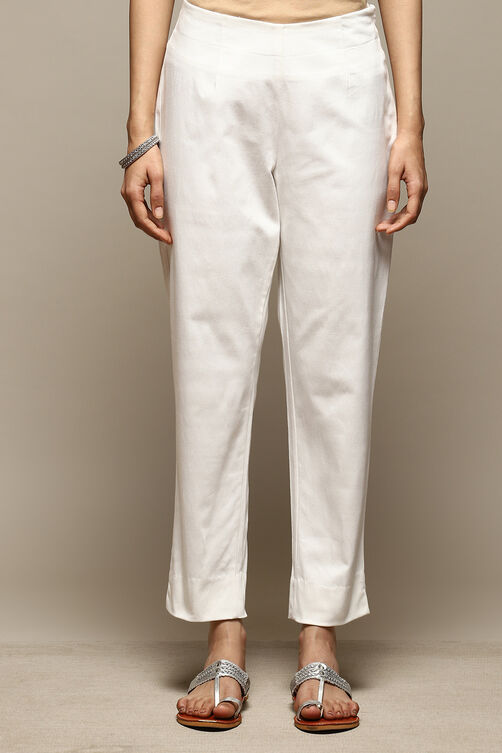 Black Cotton Relaxed Pant image number 5