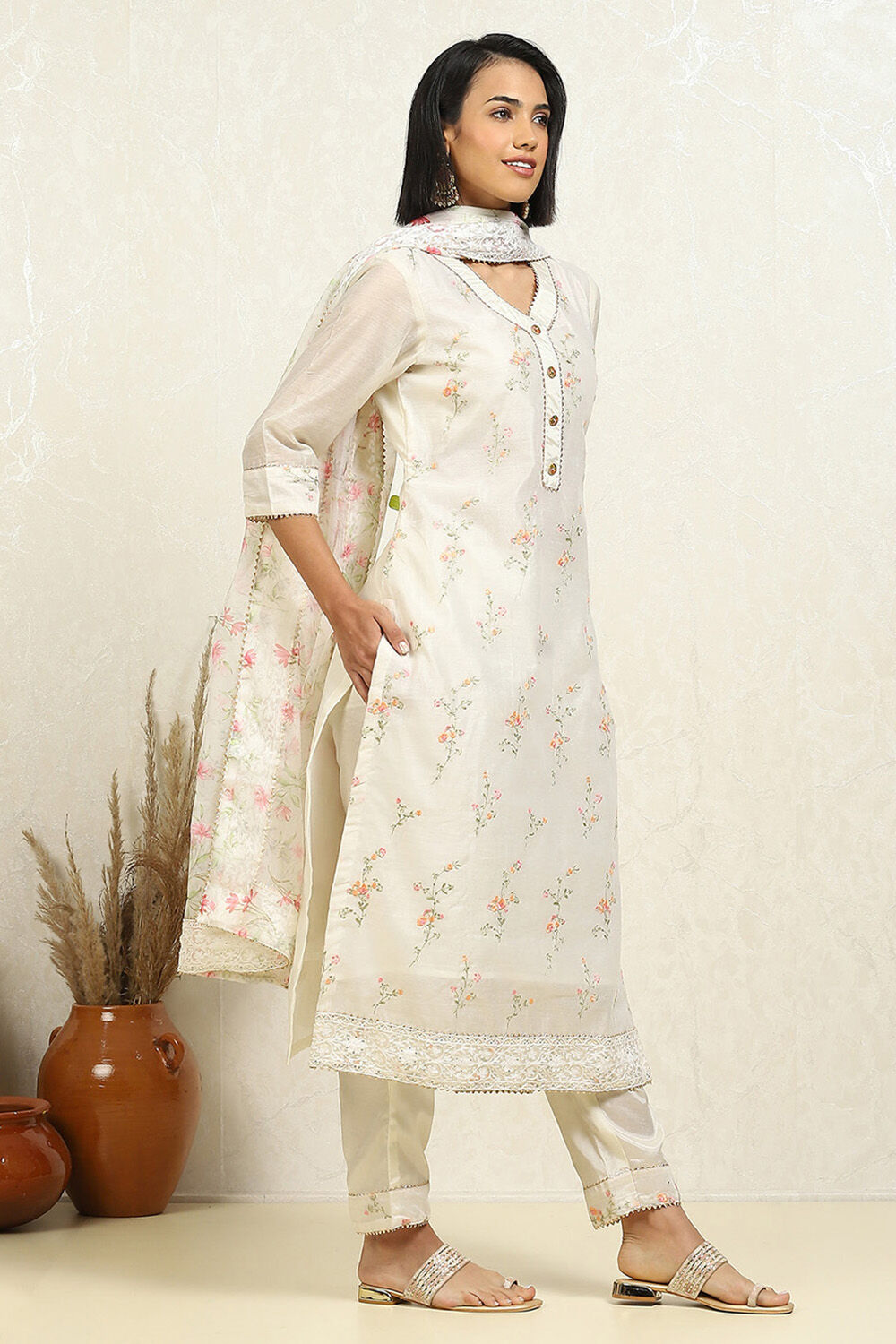 Off-white Chanderi Floral Embroidered Unstitched Suit Set image number 6