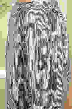 Grey Cotton Screen Print Unstitched Suit Set image number 3