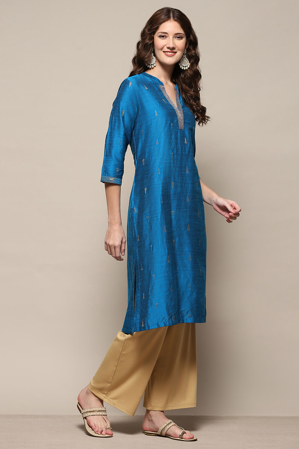 Blue Yard-Dyed Straight Kurta image number 4