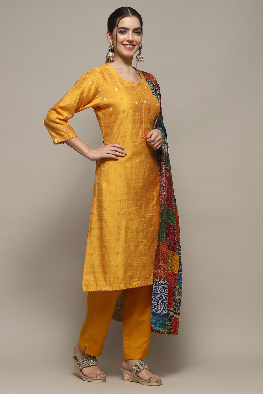 Green Cotton Unstitched Suit set image number 7