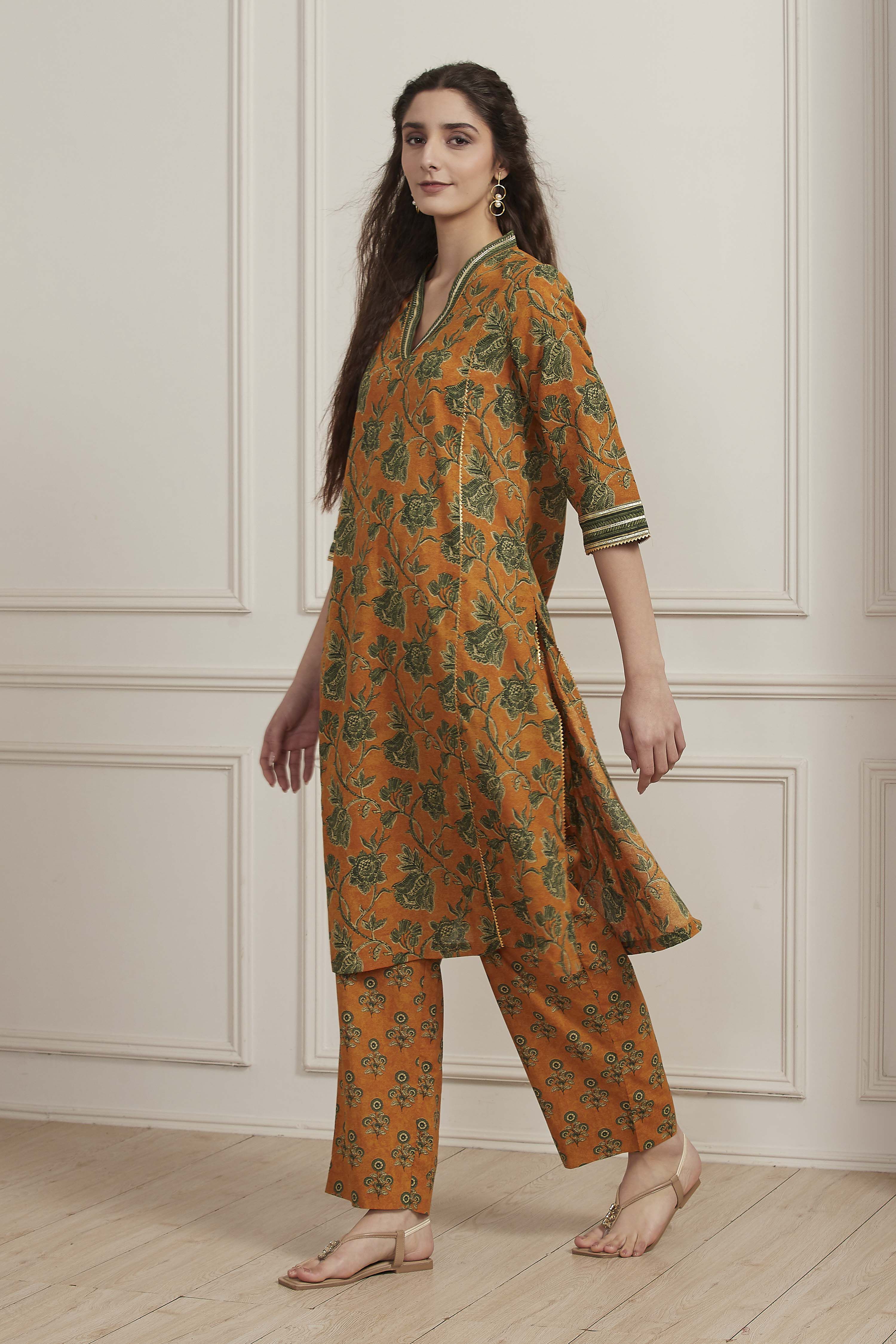 Mustard Yellow Cotton Printed Kurta Set image number 3
