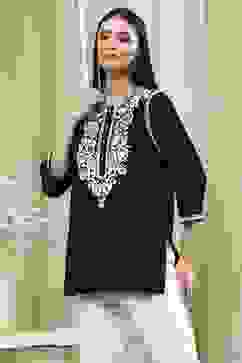 Black Embroidered Straight Short Kurta image number 2