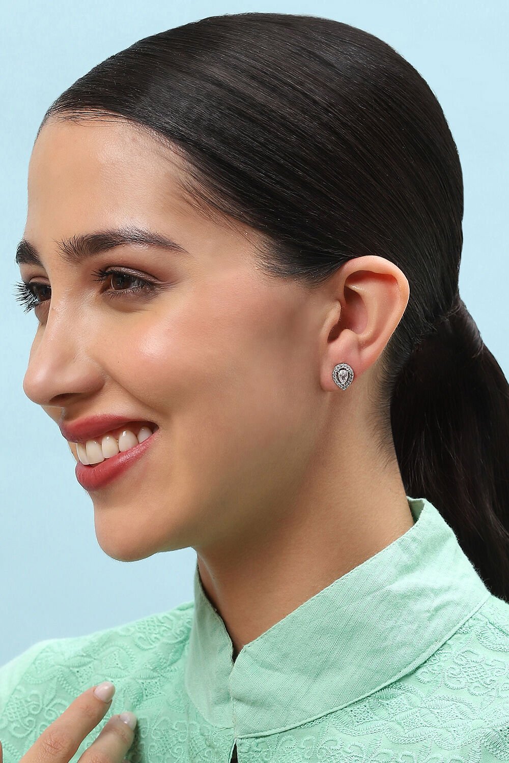 White Brass earrings image number 1