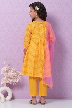 Yellow Cotton Flared Kurta Pant Suit Set image number 4