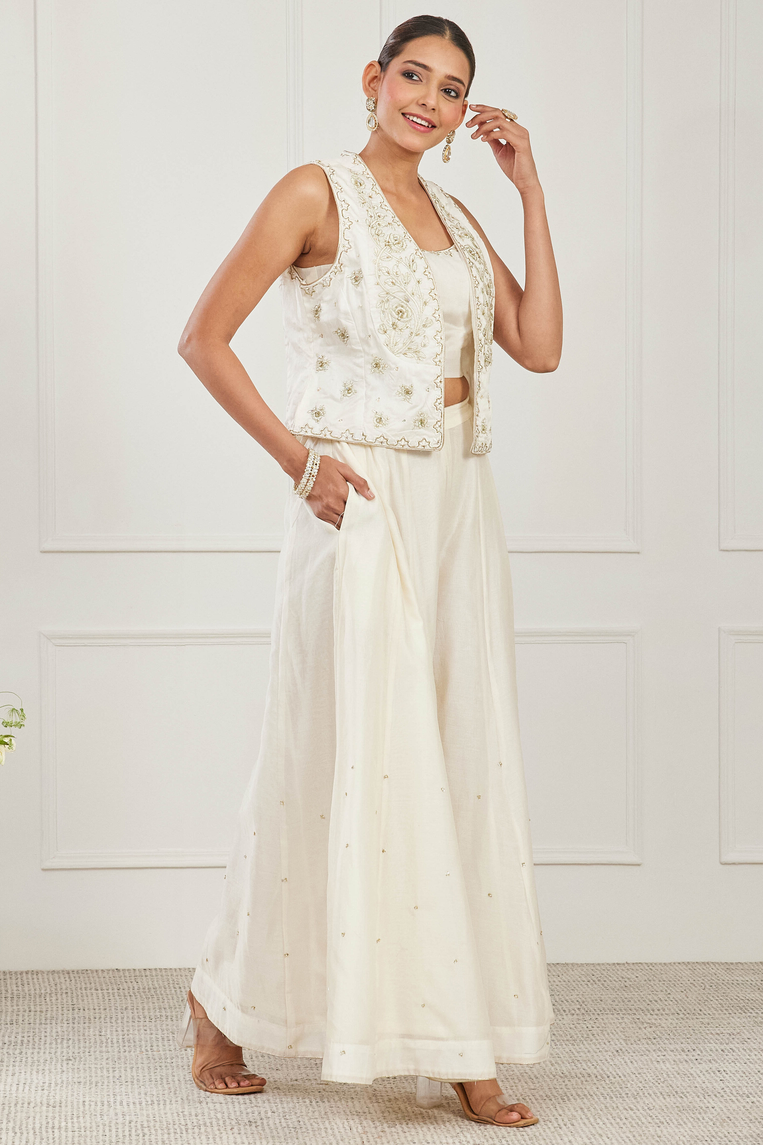 White Silk Chanderi Regular Saree image number 5