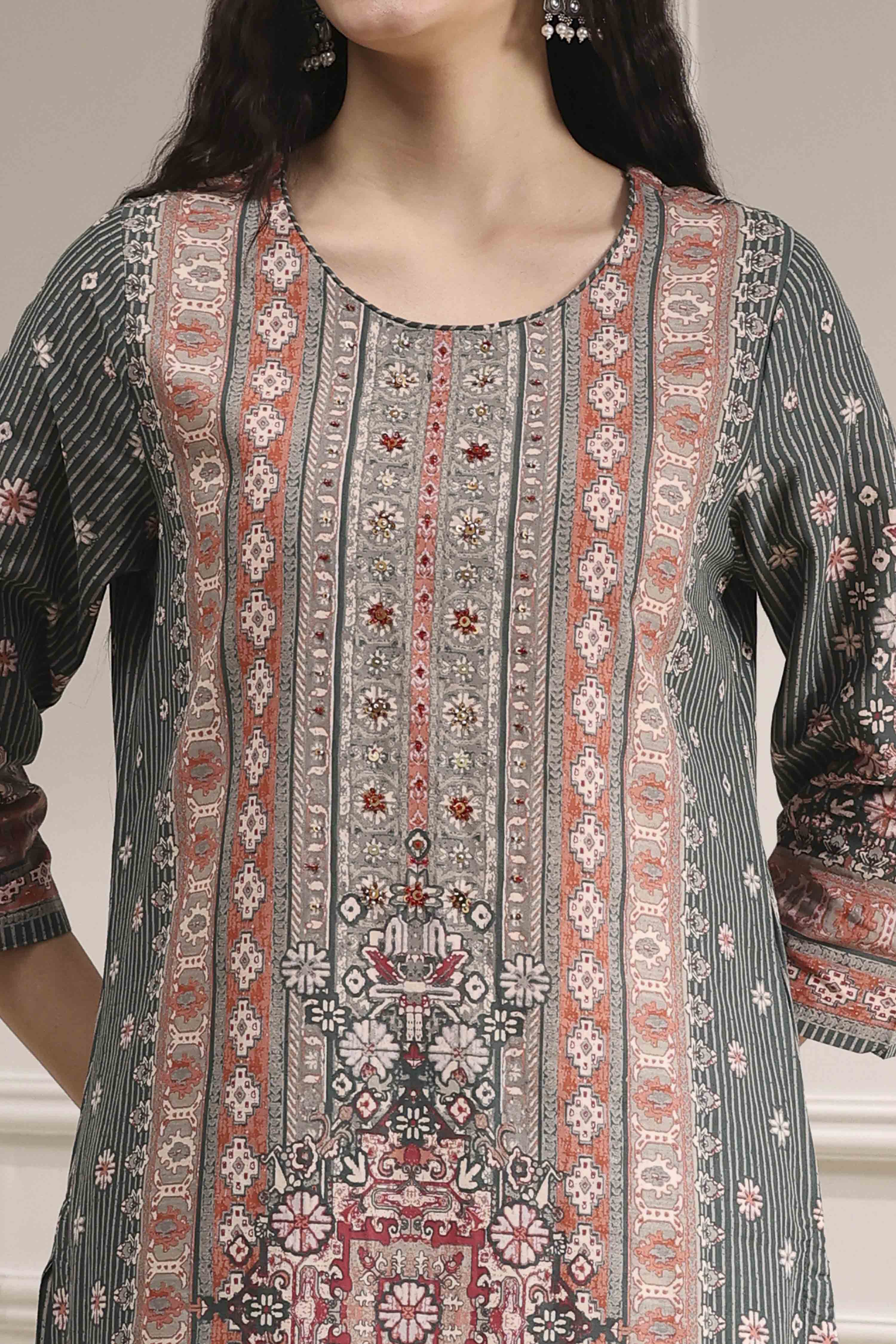 Grey Cotton Printed Straight Suit Set image number 1