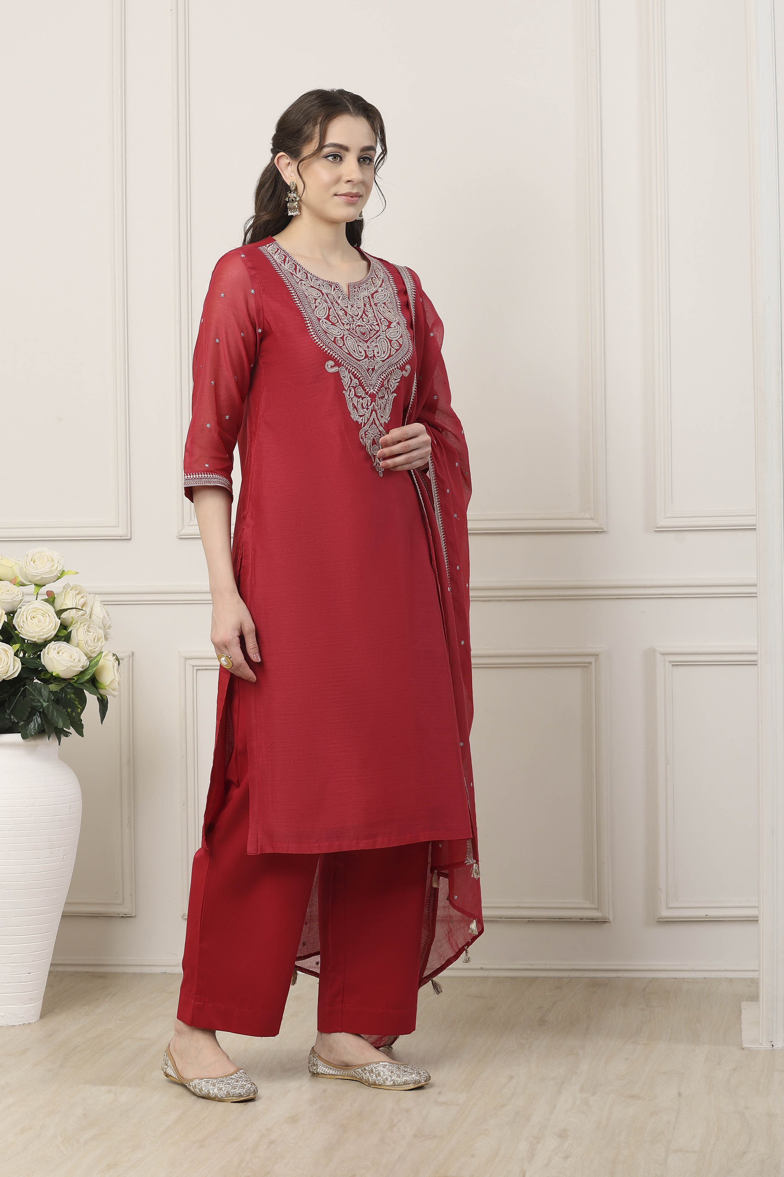 Red Poly Chanderi Yoke Embroidered Straight Suit Set image number 5