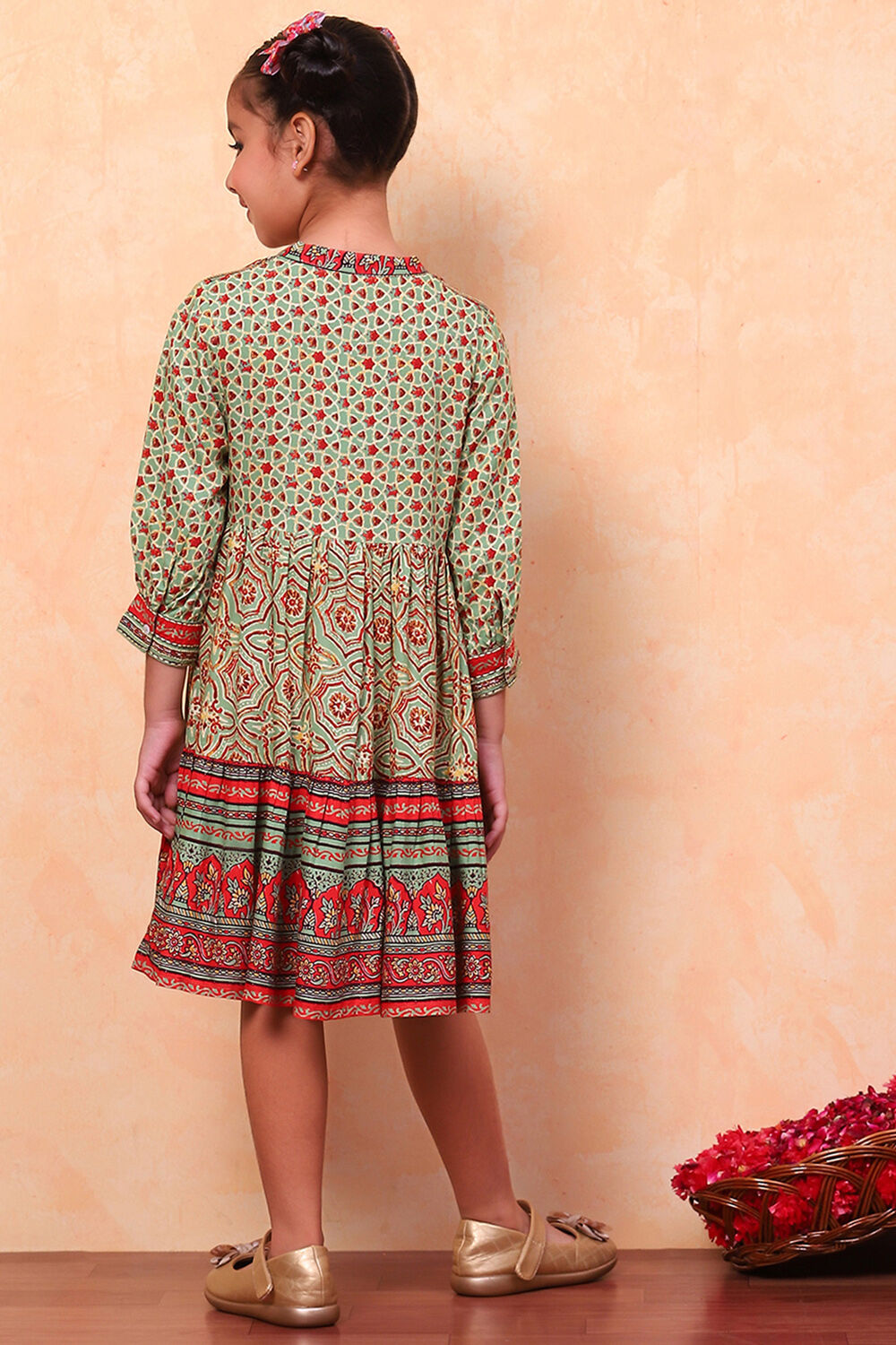 Green Printed Flared Tiered Dress image number 3