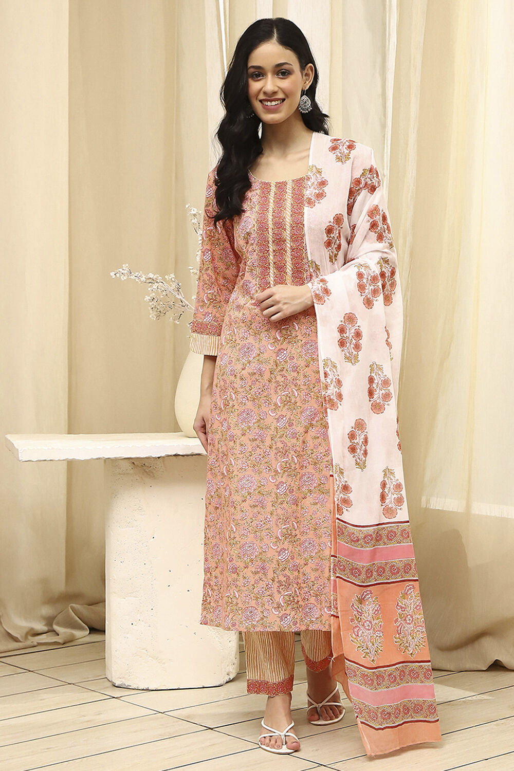 Pink Cotton Screen Print Unstitched Suit Set image number 7
