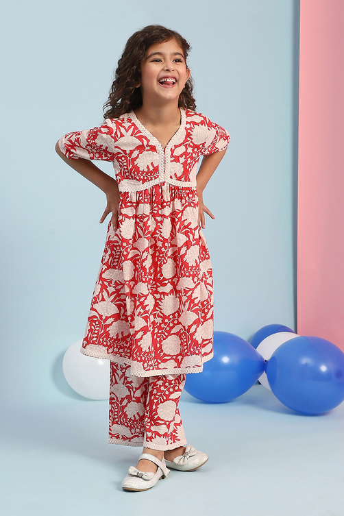 Red Cotton Floral Gathered Kurta Set image number 6