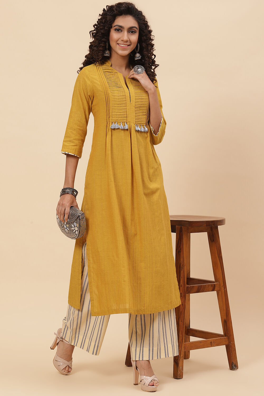 Mustard Cream Cotton Fusion Yarndyed Kurta Set image number 6