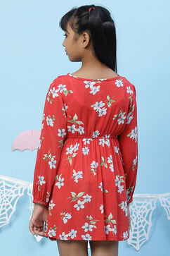 Red Flared Rayon Printed Dress image number 4