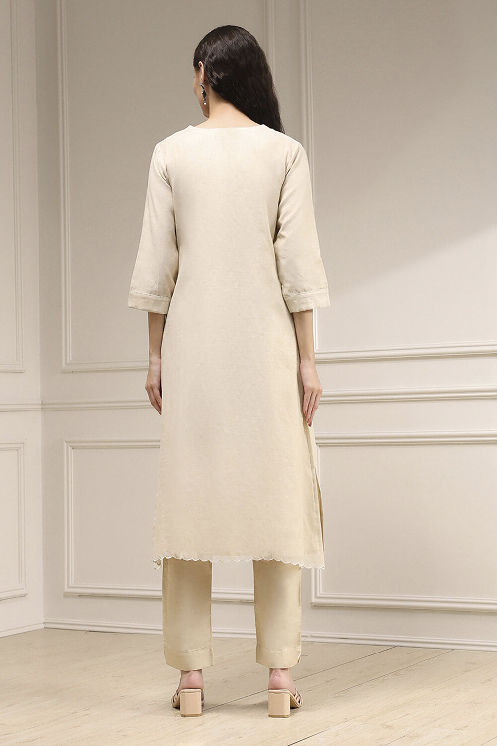 White Tissue Applique Unstitched Suit Set image number 5