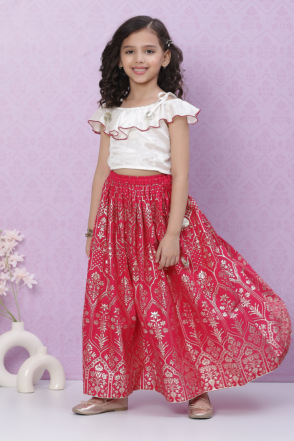 White And Pink Art Silk Flared Lehenga image number 5