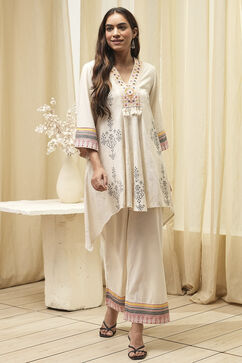Off-White Cotton Asymmetric Co-ord Set image number 6