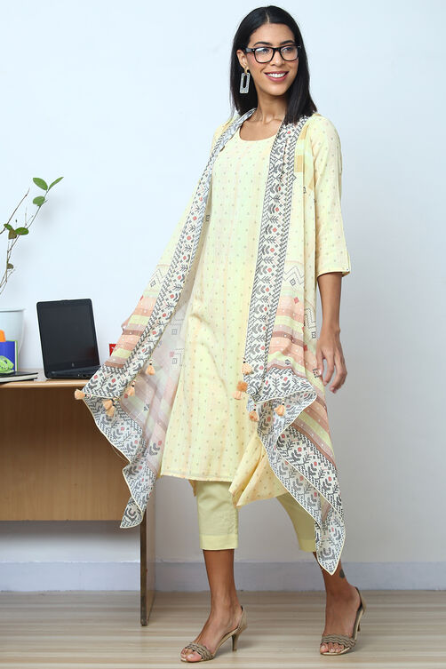 Light Yellow Metallic Cotton Straight Kurta Slim Pant Suit Set image number 7