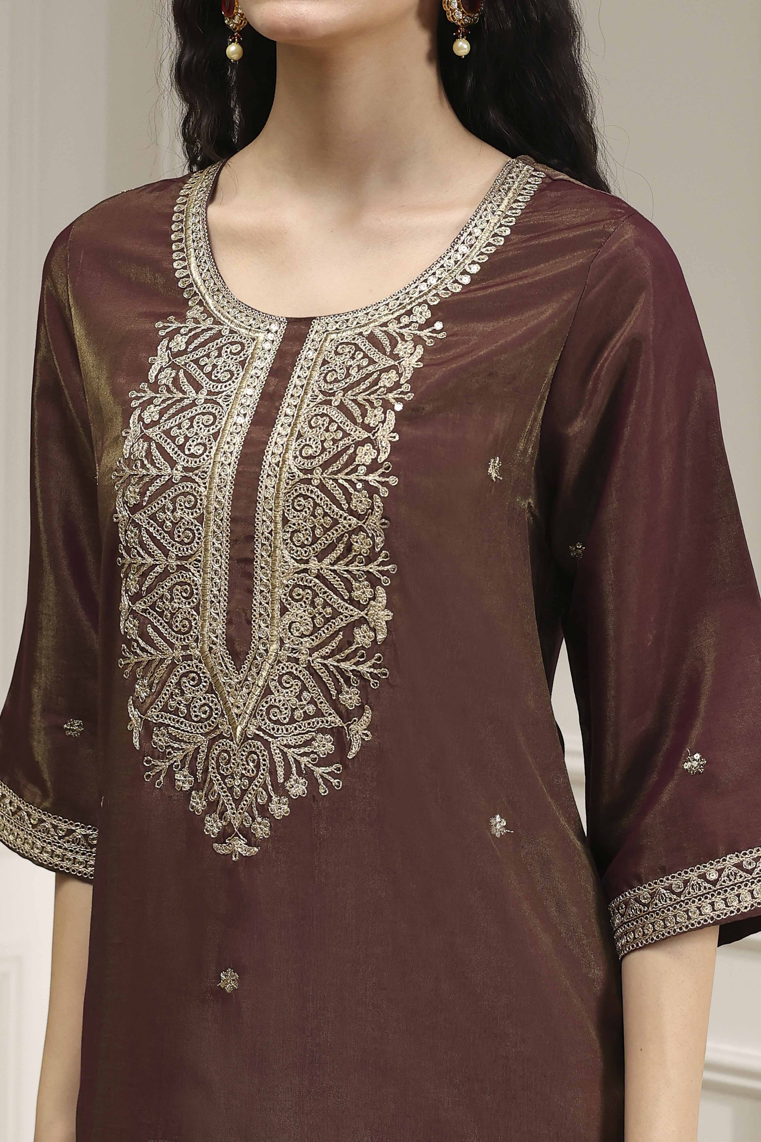 Green Embroidered Straight Suit Set image number 1