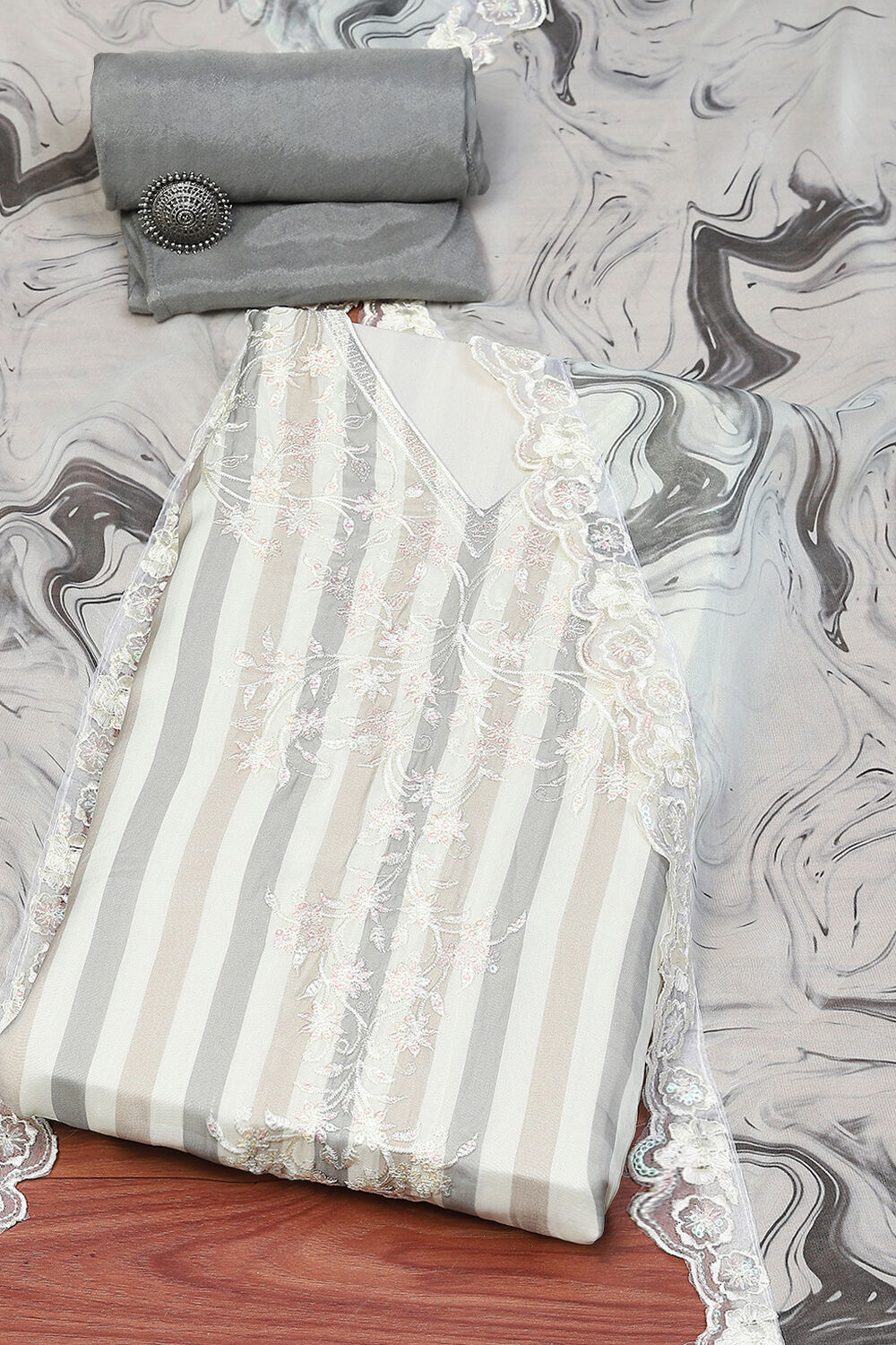 Grey Organza Unstitched Suit Set image number 0