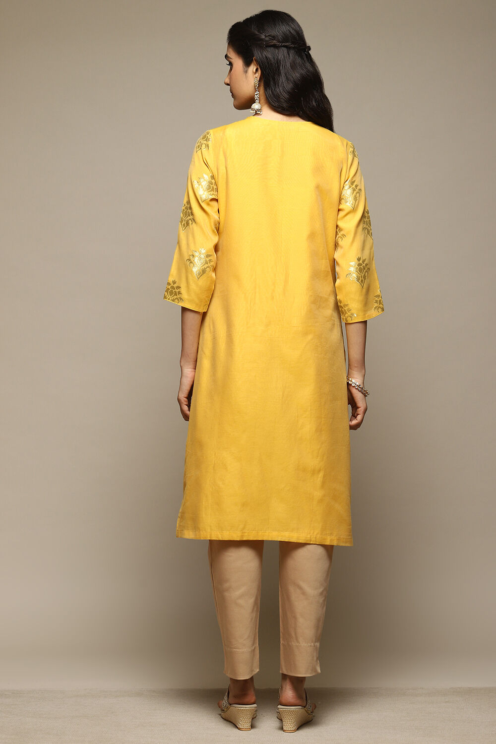 Yellow Cotton Blend Straight Yarndyed Kurta image number 3