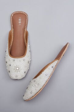White Pearl Embellished Mules image number 2