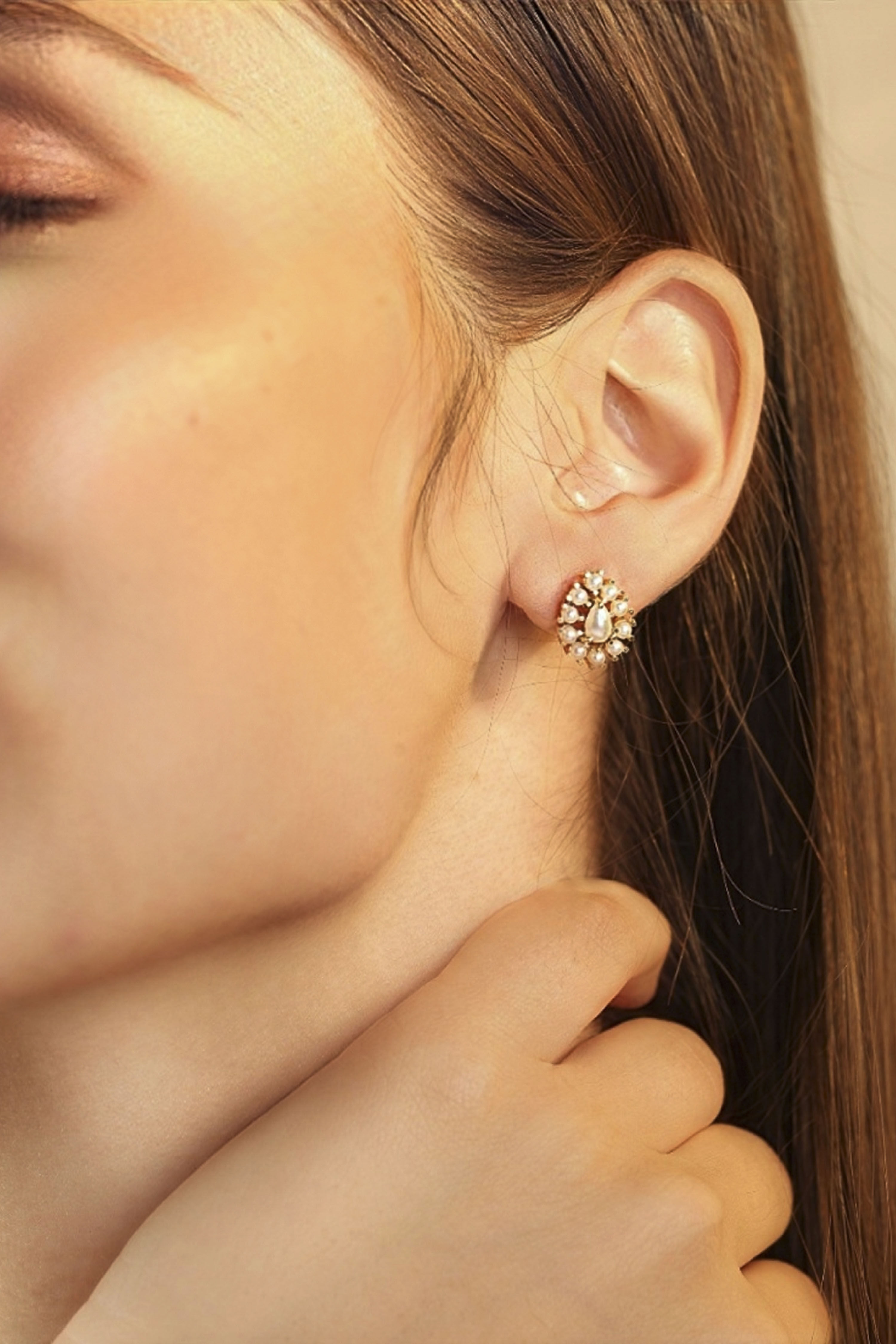Pearl Brass Gold-Plated Cluster Stud Earrings image number 1