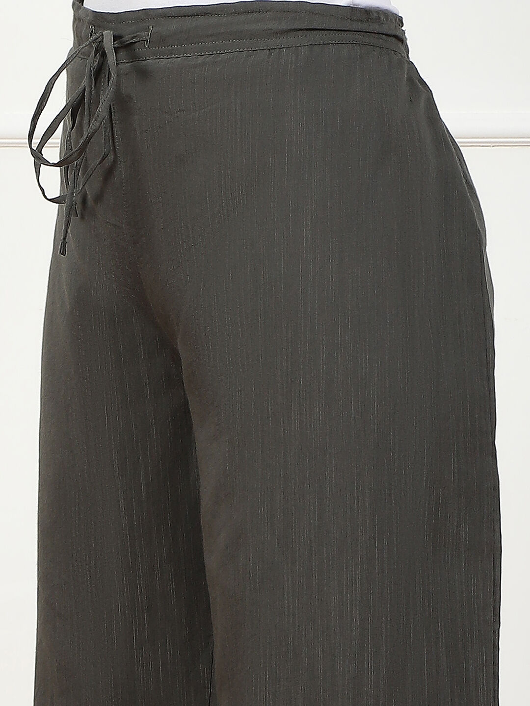 Blue Jacquard Solid Straight Palazzo Pants image number 1