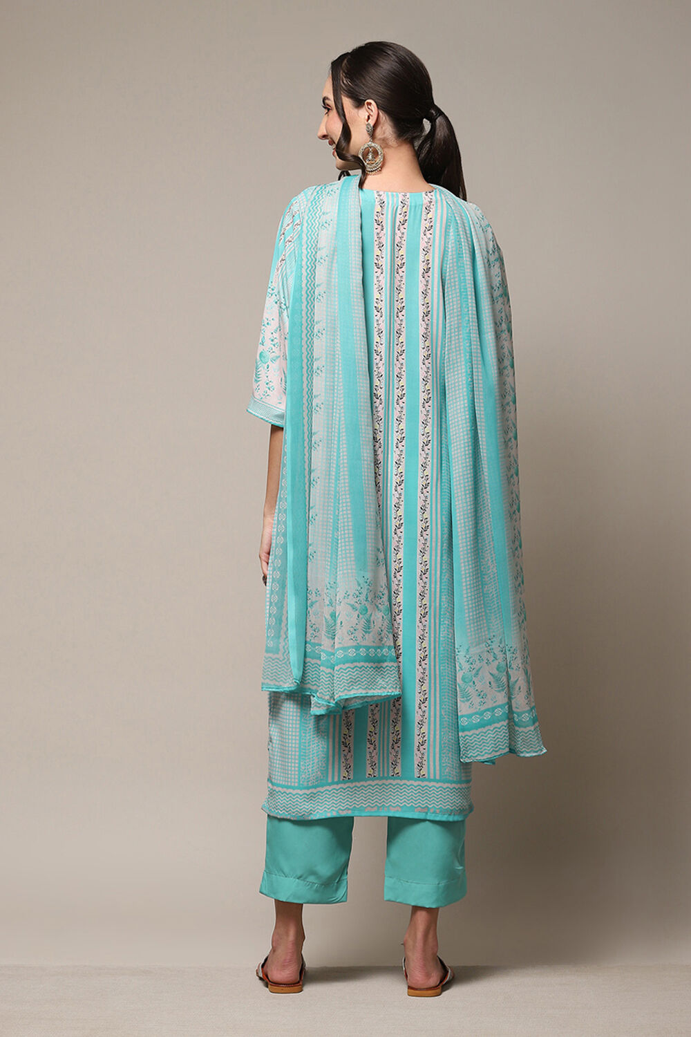 Maroon Chanderi Machine Embroidered Unstitched Suit Set image number 5