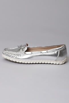 Metallic Silver Synthetic Formal Loafers image number 3
