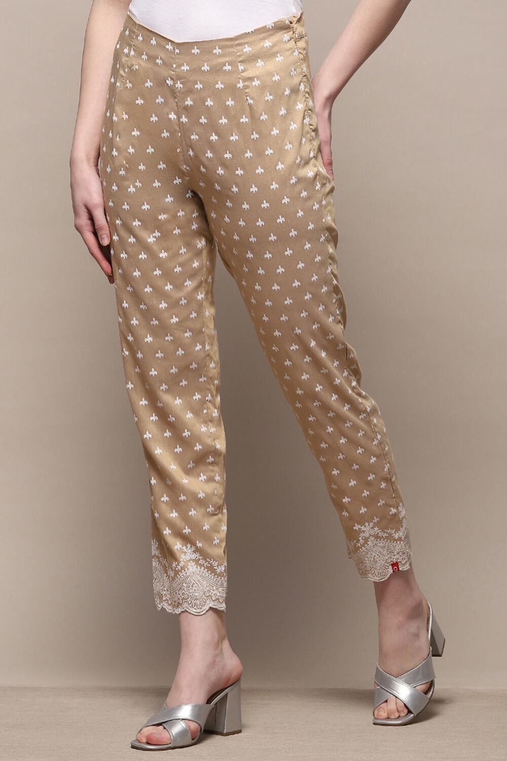 Gold Viscose Printed Narrow Pant image number 2